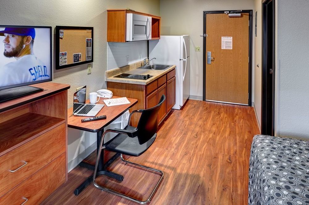 Extended Stay America Select Suites - Wichita - North الغرفة الصورة