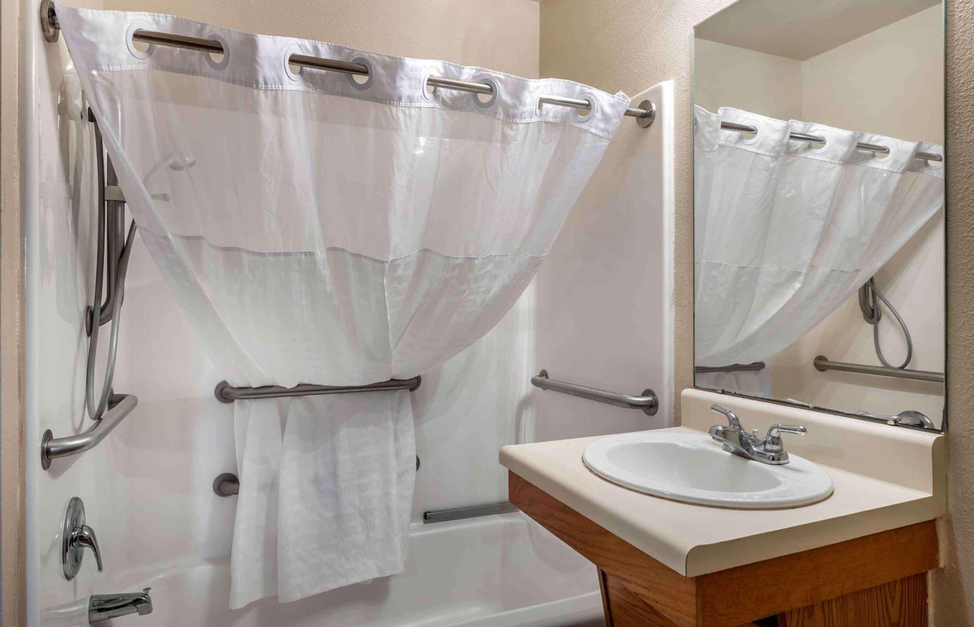 Extended Stay America Select Suites - Wichita - North المظهر الخارجي الصورة