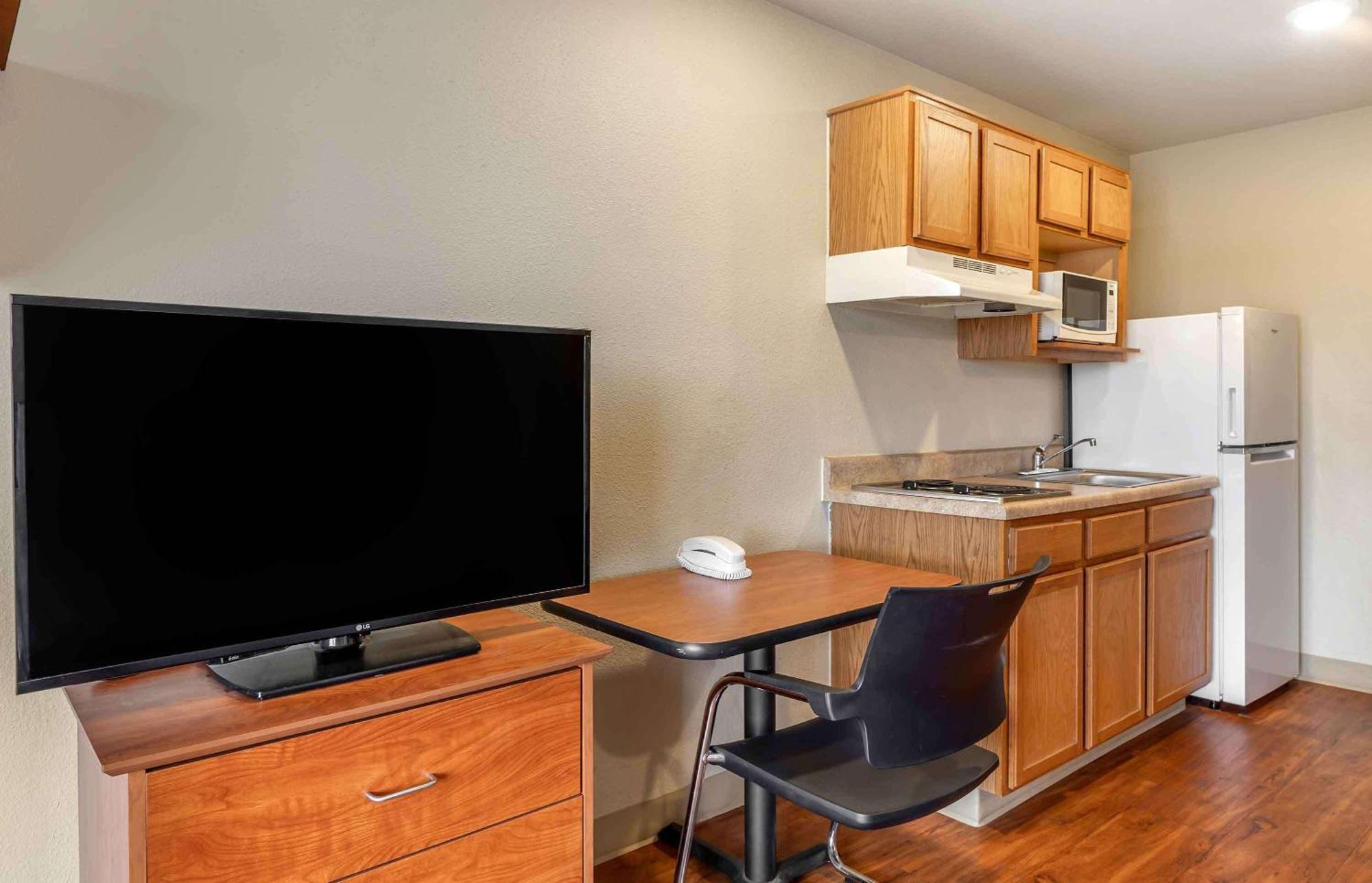 Extended Stay America Select Suites - Wichita - North المظهر الخارجي الصورة