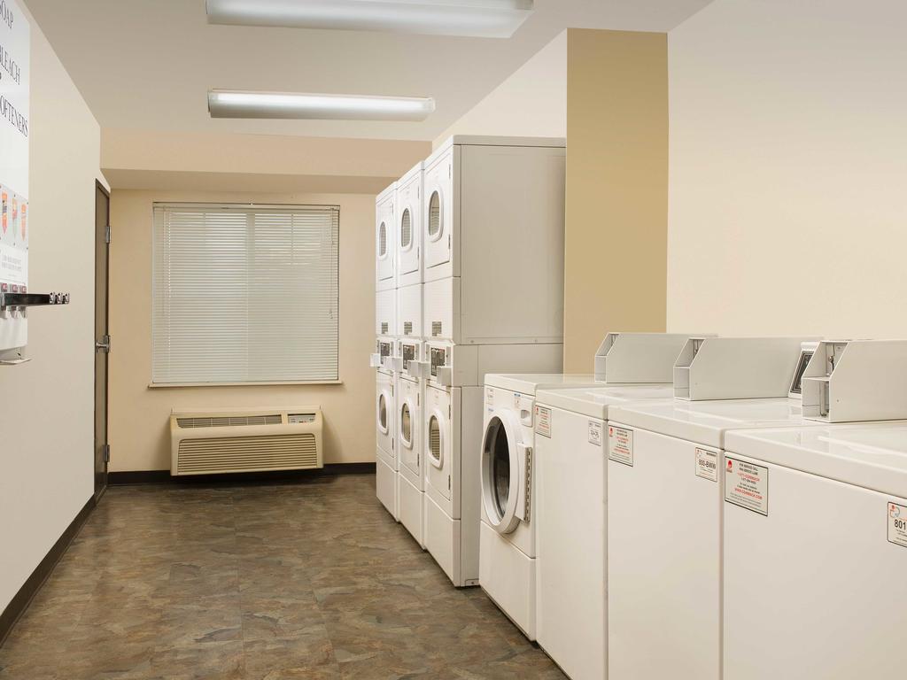Extended Stay America Select Suites - Wichita - North المظهر الخارجي الصورة