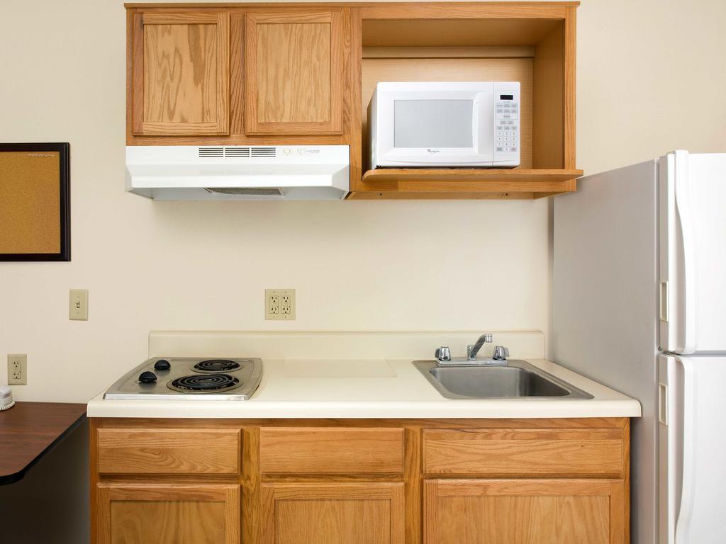 Extended Stay America Select Suites - Wichita - North المظهر الخارجي الصورة