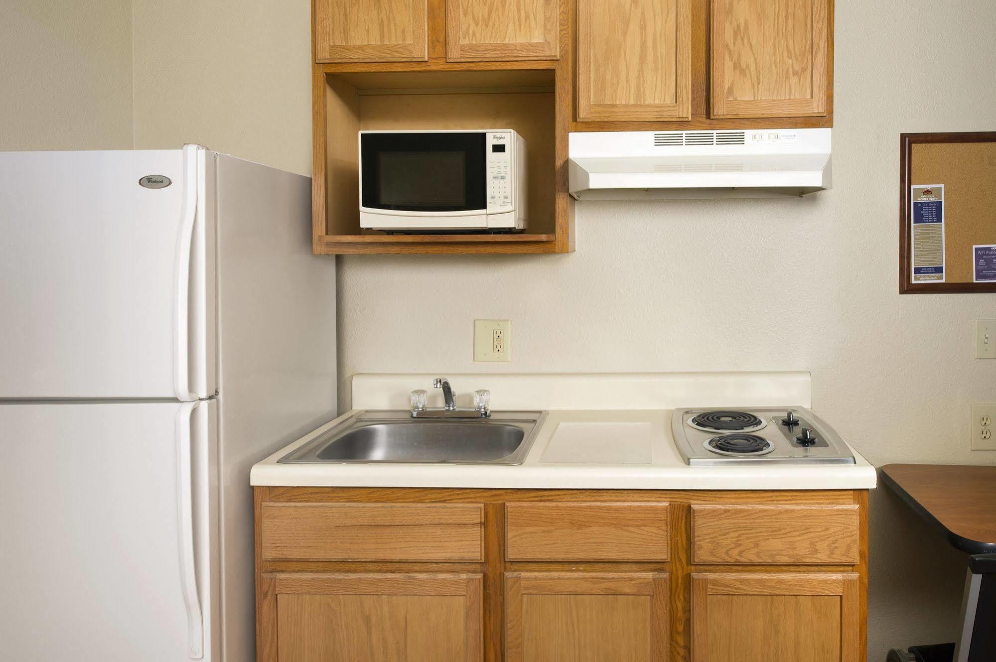 Extended Stay America Select Suites - Wichita - North المظهر الخارجي الصورة